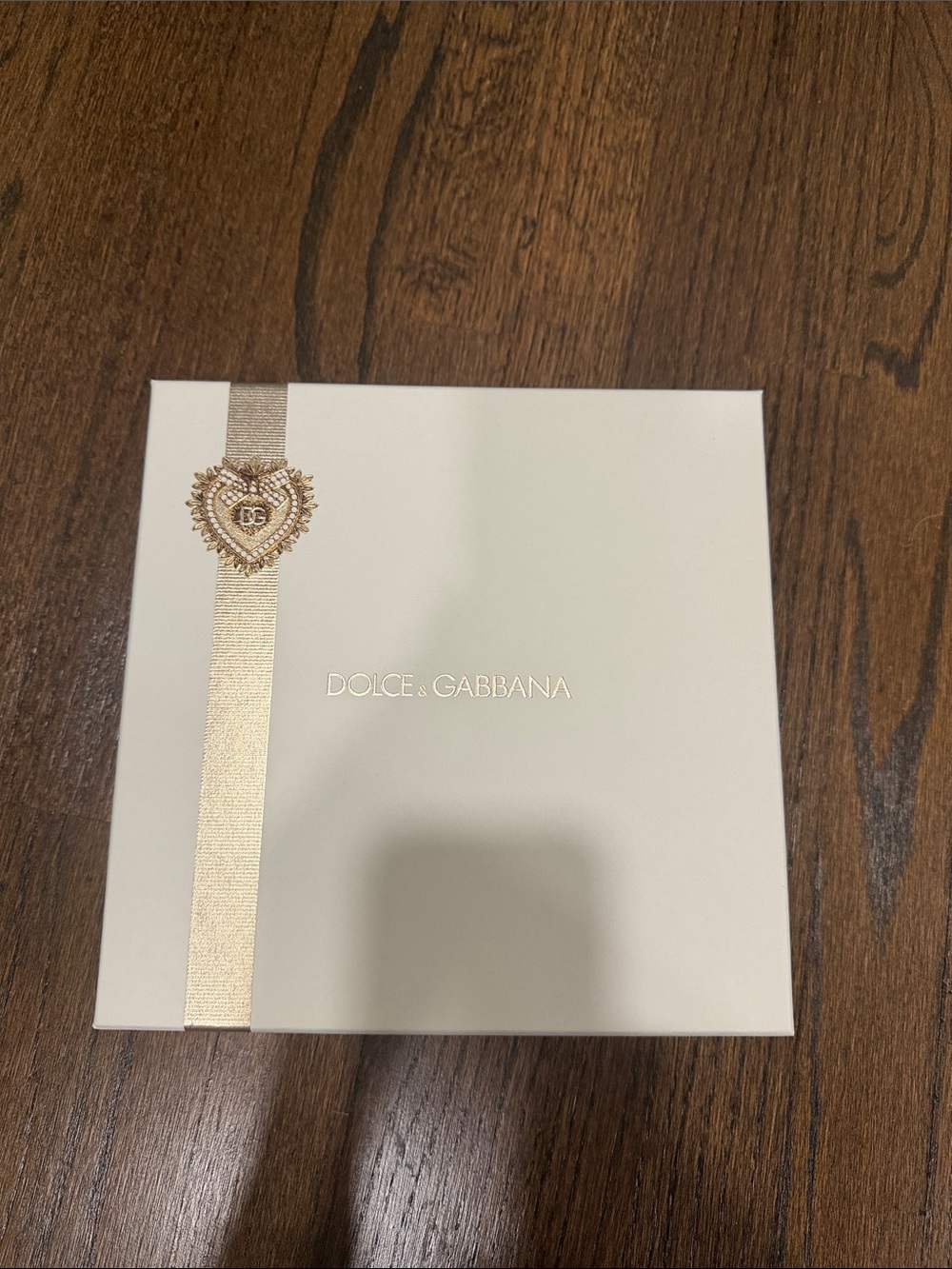 Dolce & Gabbana gift box